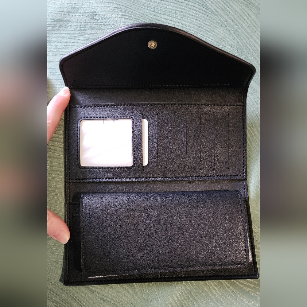 Checkered Black and White Wallet - Picture 4 of 4